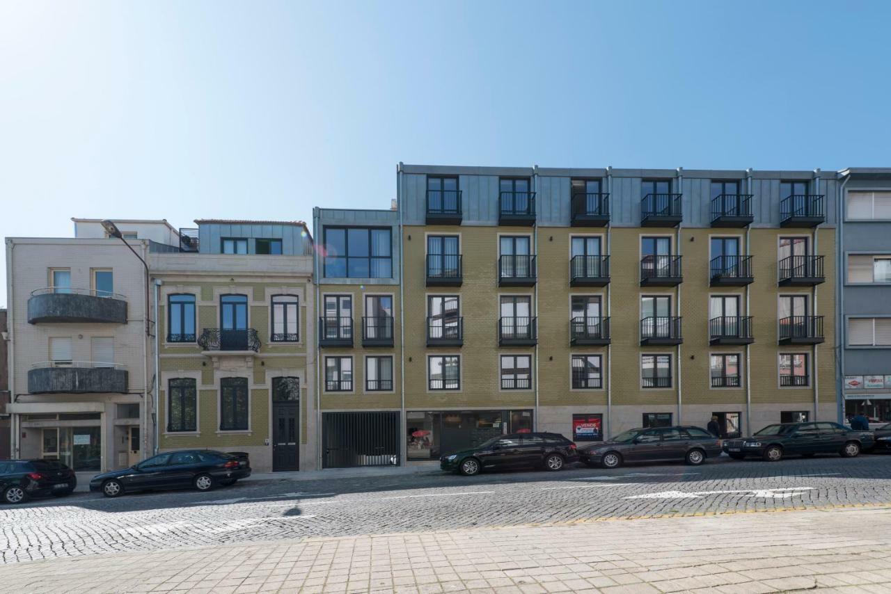Lovelystay - Downtown Balcony Apartment With Free Parking Porto Exterior foto