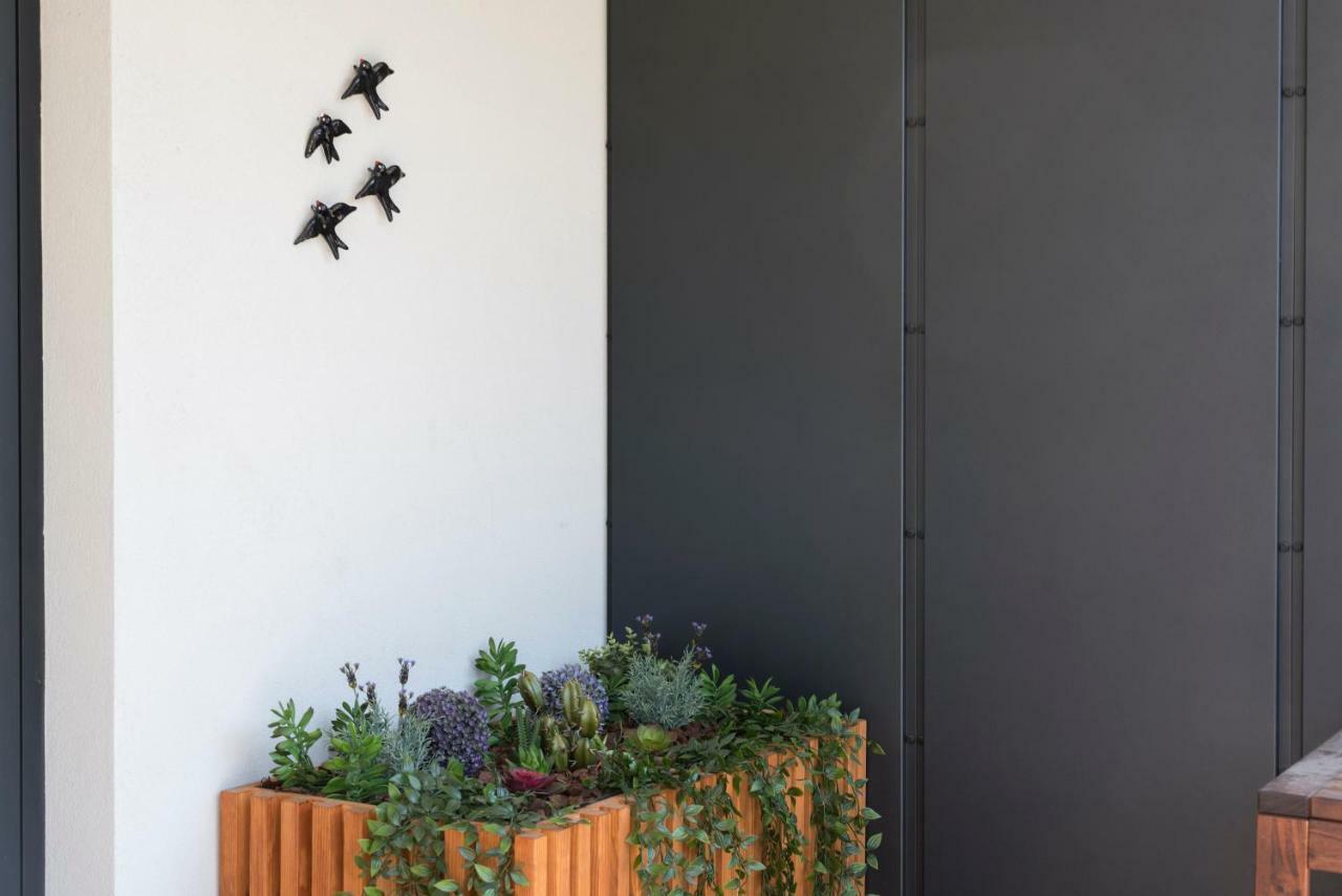 Lovelystay - Downtown Balcony Apartment With Free Parking Porto Exterior foto